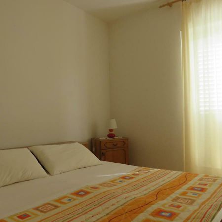 Borna Apartement Новаля Екстериор снимка