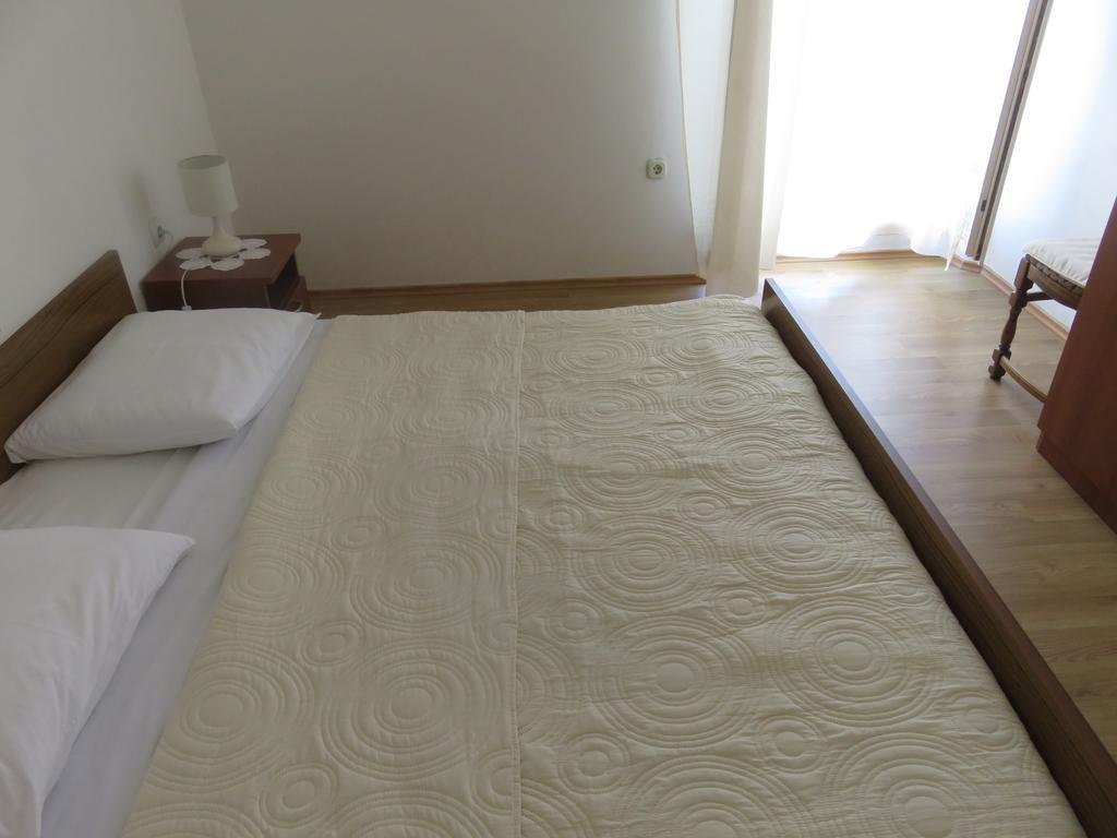 Borna Apartement Новаля Екстериор снимка